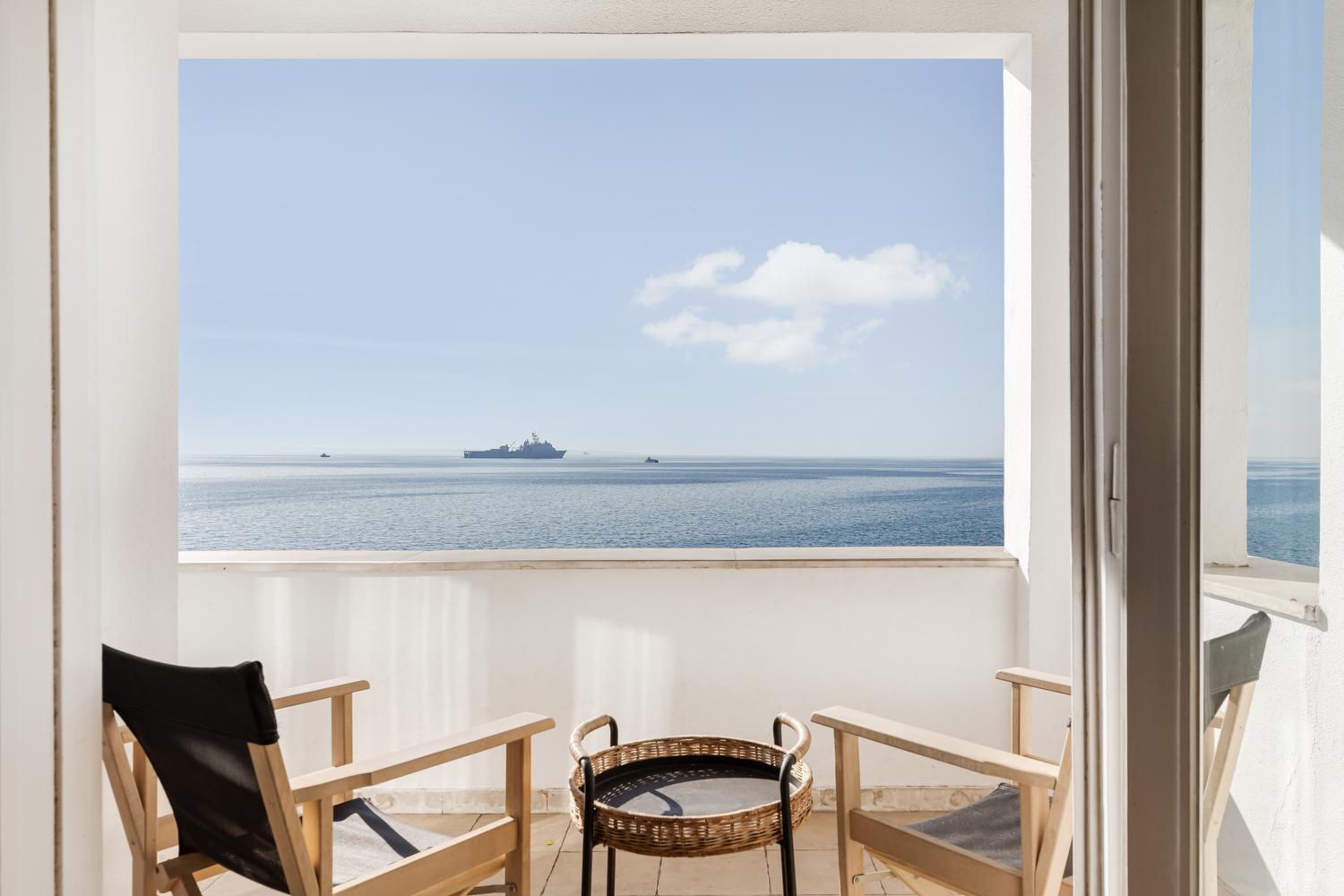 Infinity & Beyond By Halu! - Seafront Apartments Солун Екстериор снимка